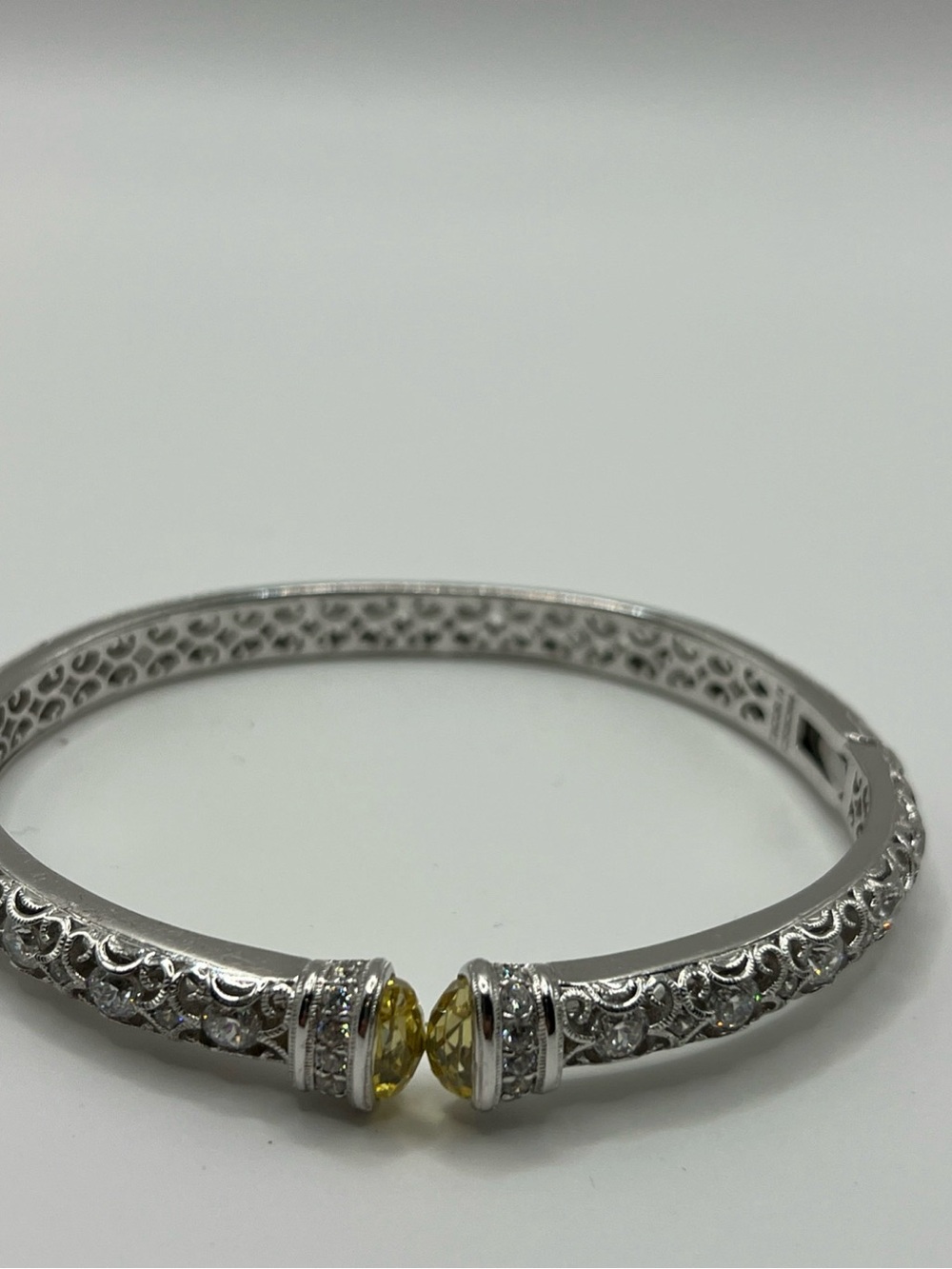 Tacori Silver Filigree Cuff Bracelet with Yellow Gemstone Ends